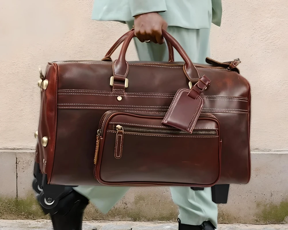 suit luggage with wheels